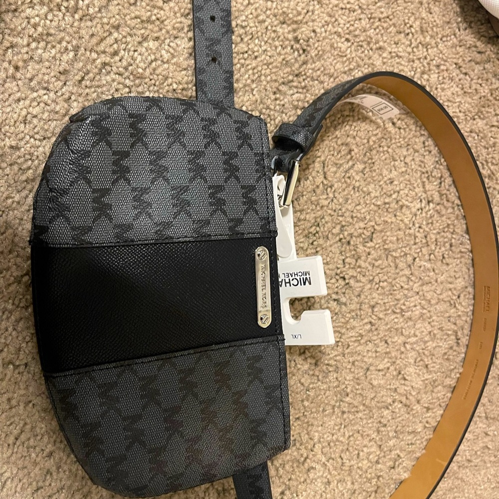 Michael Kors Fanny pack